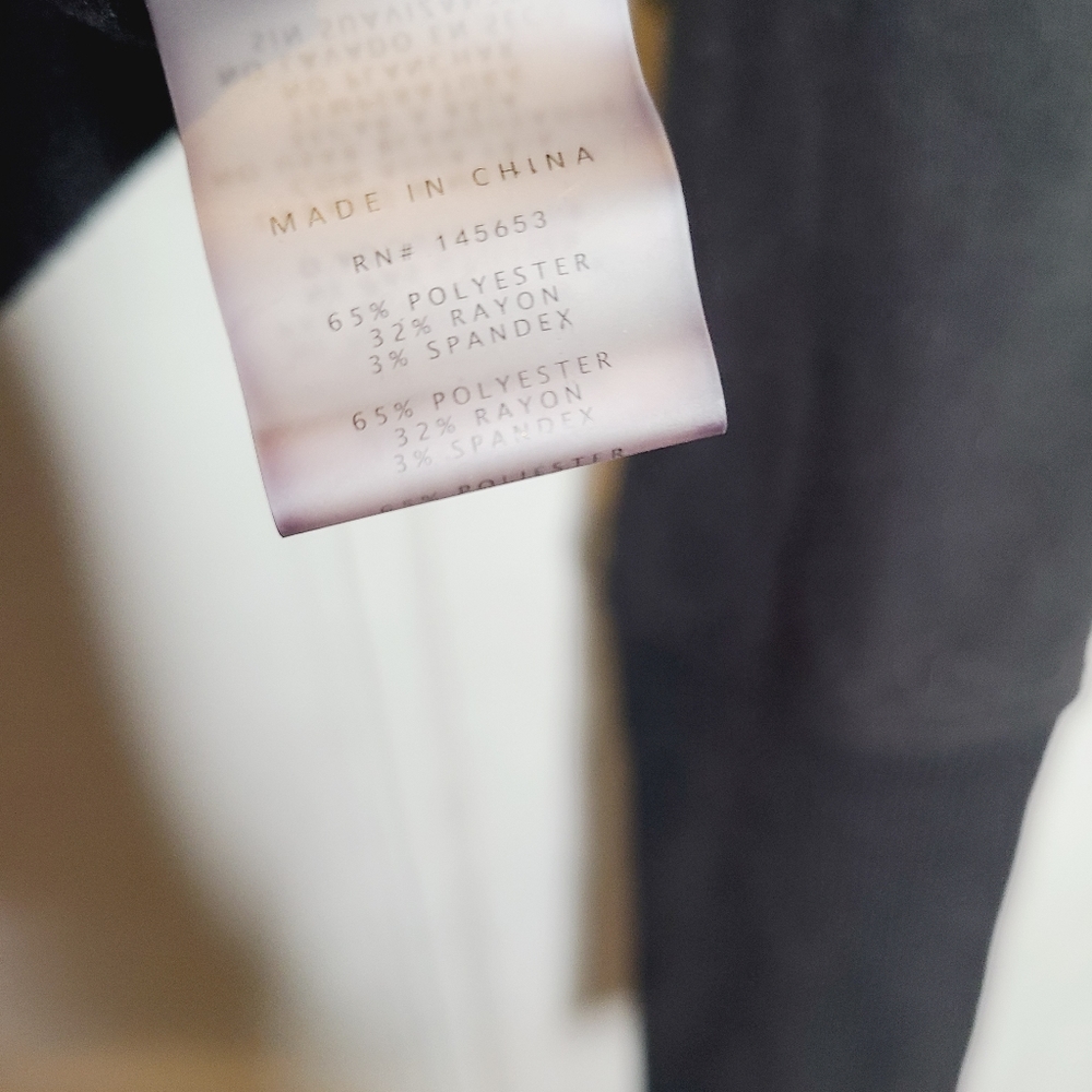 ARX Lab Cropped Sweatshirt - Picture 3 of 4